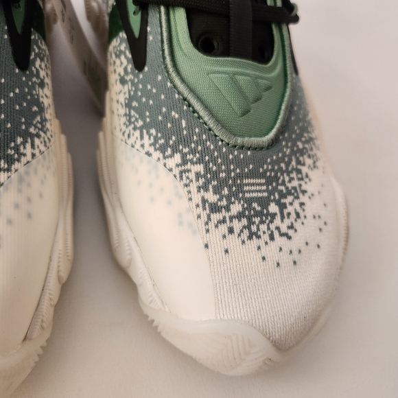 Adidas Trea Young 3 Basketball Sneakers - Picture 6 of 12